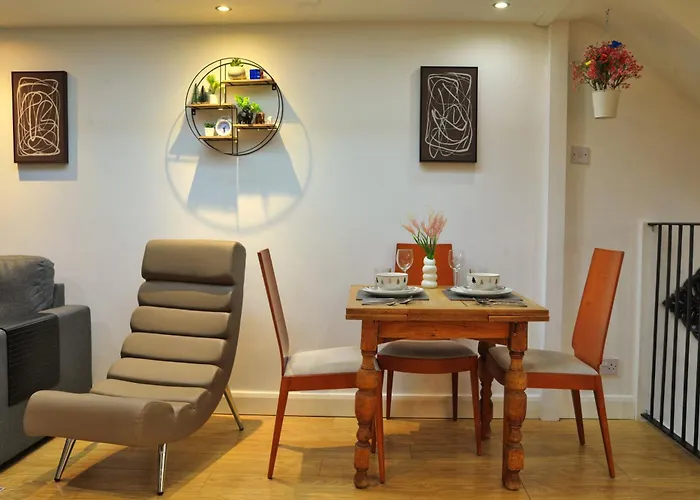 Top Floor Apartment In Islington